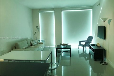 Condominio en venta en Miami, Florida, 1 dormitorio, 74.88 m2 № 1845600 - foto 29