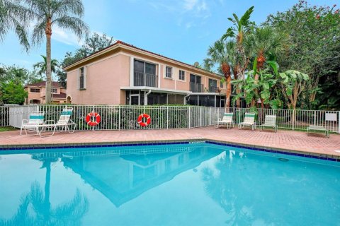 Townhouse in Pembroke Pines, Florida 3 bedrooms, 122.26 sq.m. № 1823925 - photo 11