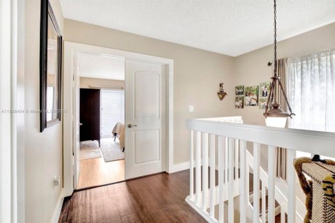 Townhouse in Pembroke Pines, Florida 3 bedrooms, 122.26 sq.m. № 1823925 - photo 16