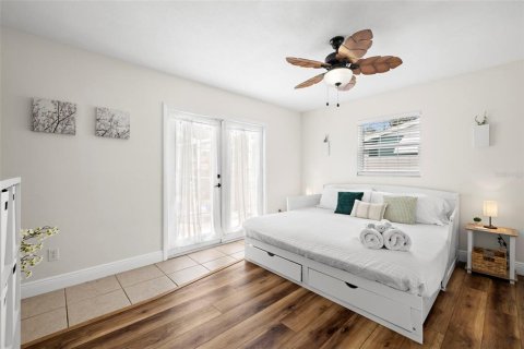 Casa en venta en Saint Petersburg, Florida, 4 dormitorios, 203.46 m2 № 1858188 - foto 30