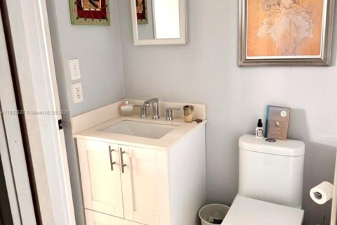 Copropriété à louer à Miami Beach, Floride: 1 chambre, 91.51 m2 № 1929765 - photo 6