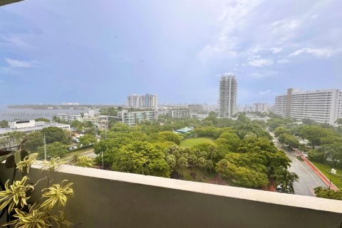 Copropriété à louer à Miami Beach, Floride: 1 chambre, 91.51 m2 № 1929765 - photo 11