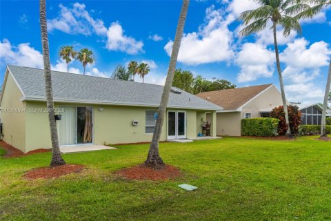 House in Homestead, Florida 2 bedrooms, 120.96 sq.m. № 2080748 - photo 4
