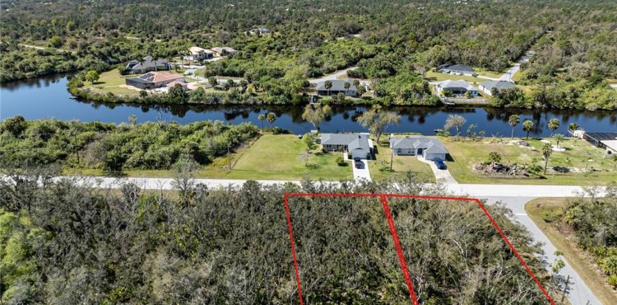 Terreno en Port Charlotte, Florida № 1112860
