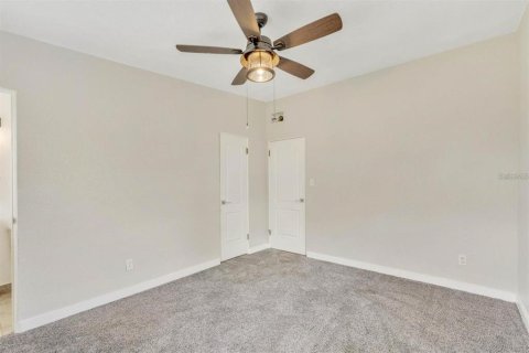 House in Orlando, Florida 3 bedrooms, 117.06 sq.m. № 1917860 - photo 16