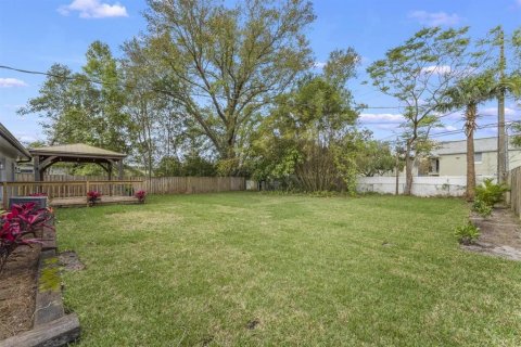 House in Orlando, Florida 3 bedrooms, 117.06 sq.m. № 1917860 - photo 22
