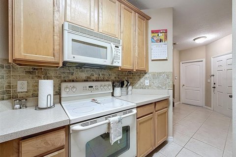 Touwnhouse à vendre à Davenport, Floride: 2 chambres, 117.71 m2 № 2123349 - photo 6