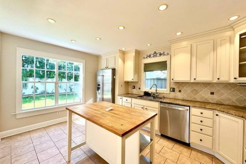 Casa en alquiler en Tampa, Florida, 3 dormitorios, 138.61 m2 № 2266759 - foto 9