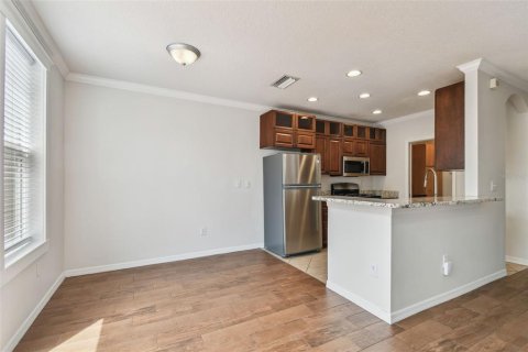 Townhouse in Tampa, Florida 3 bedrooms, 136.57 sq.m. № 1719943 - photo 17