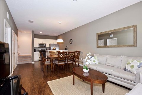 Touwnhouse à vendre à Kissimmee, Floride: 3 chambres, 120.77 m2 № 2310861 - photo 15