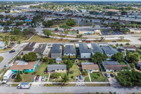 Commercial property in Miami, Florida 370.87 sq.m. № 1714494 - photo 13