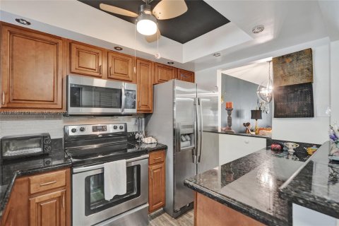 Condo in Sunrise, Florida, 2 bedrooms  № 1970567 - photo 29