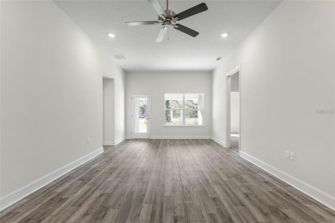 House in Palm Coast, Florida 4 bedrooms, 169.08 sq.m. № 1785914 - photo 6