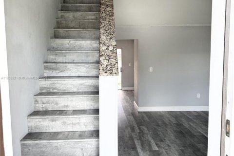 Casa en venta en Davie, Florida, 3 dormitorios, 143.16 m2 № 1882680 - foto 9