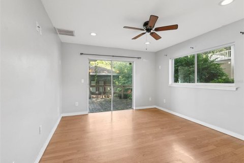House in Lakeland, Florida 4 bedrooms, 230.49 sq.m. № 1866309 - photo 14
