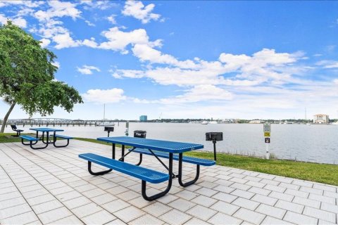 Copropriété à vendre à Daytona Beach, Floride: 2 chambres, 73.21 m2 № 2228264 - photo 3