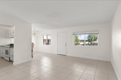Copropriété à vendre à Daytona Beach, Floride: 2 chambres, 73.21 m2 № 2228264 - photo 8