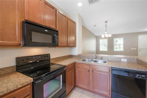 Townhouse in Orlando, Florida 4 bedrooms, 141.95 sq.m. № 1570491 - photo 9