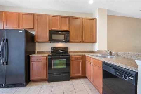 Townhouse in Orlando, Florida 4 bedrooms, 141.95 sq.m. № 1570491 - photo 8
