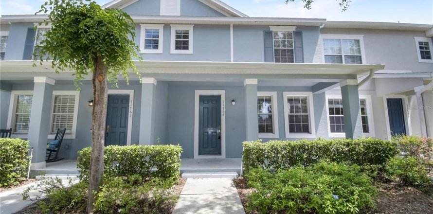 Townhouse in Orlando, Florida 4 bedrooms, 141.95 sq.m. № 1570491