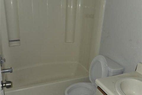 Condo in Kissimmee, Florida, 2 bedrooms  № 2202421 - photo 7