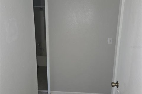 Condo in Kissimmee, Florida, 2 bedrooms  № 2202421 - photo 3