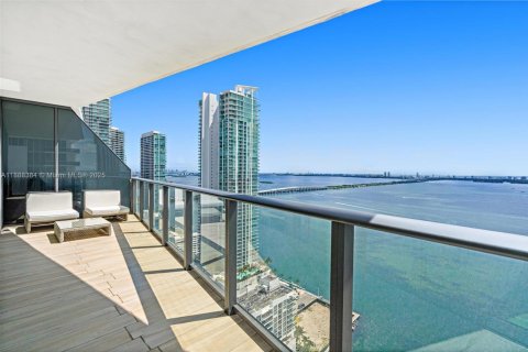 Condo in Miami, Florida, 3 bedrooms № 1965029 - photo 19