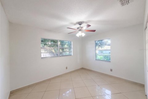 Casa en venta en Dade City, Florida, 2 dormitorios, 80.27 m2 № 2386399 - foto 9