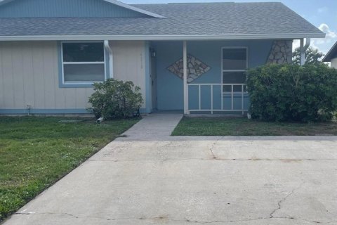 Condominio en Bradenton, Florida, 2 dormitorios  № 2280198