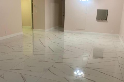 Купить кондоминиум в Лодерхилл, Флорида 3 комнаты, 110.09м2, № 2086272 - фото 9
