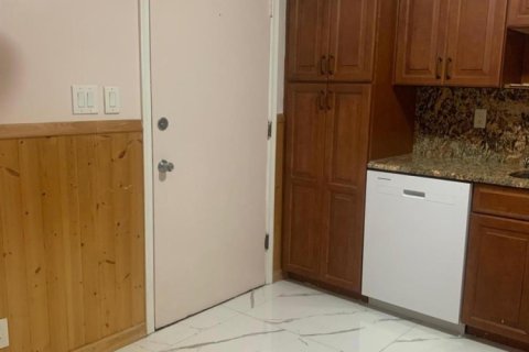 Купить кондоминиум в Лодерхилл, Флорида 3 комнаты, 110.09м2, № 2086272 - фото 11