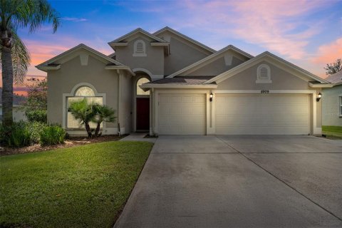Villa ou maison à vendre à Zephyrhills, Floride: 5 chambres, 292.83 m2 № 1904809 - photo 1