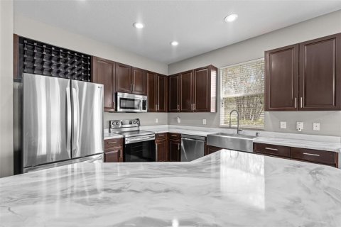 Villa ou maison à vendre à Zephyrhills, Floride: 5 chambres, 292.83 m2 № 1904809 - photo 11