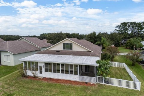 Villa ou maison à vendre à Zephyrhills, Floride: 5 chambres, 292.83 m2 № 1904809 - photo 23