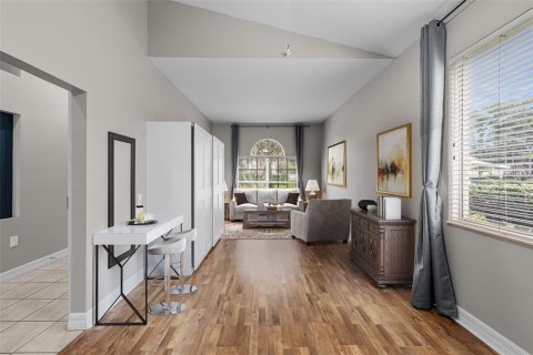 Villa ou maison à vendre à Zephyrhills, Floride: 5 chambres, 292.83 m2 № 1904809 - photo 3