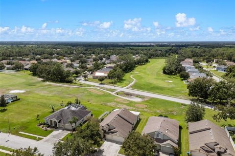Villa ou maison à vendre à Zephyrhills, Floride: 5 chambres, 292.83 m2 № 1904809 - photo 2