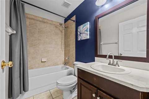 Villa ou maison à vendre à Zephyrhills, Floride: 5 chambres, 292.83 m2 № 1904809 - photo 20