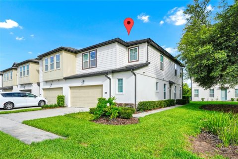 Townhouse in Davenport, Florida 3 bedrooms, 185.8 sq.m. № 1784570 - photo 1