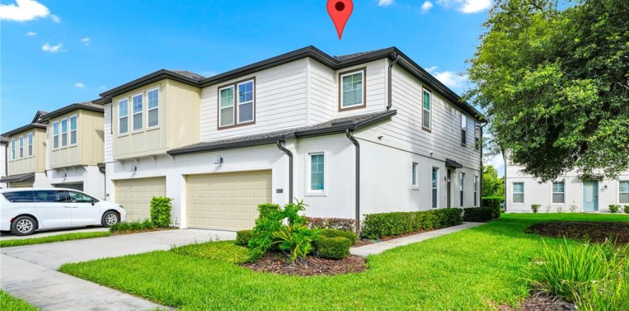Townhouse in Davenport, Florida 3 bedrooms, 185.8 sq.m. № 1784570