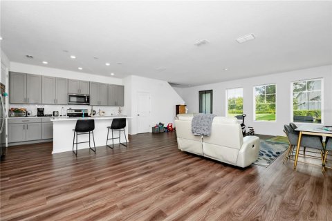 Townhouse in Davenport, Florida 3 bedrooms, 185.8 sq.m. № 1784570 - photo 5