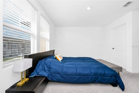Townhouse in Davenport, Florida 3 bedrooms, 185.8 sq.m. № 1784570 - photo 24