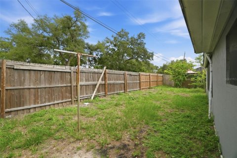 House in Pinellas Park, Florida 4 bedrooms, 113.81 sq.m. № 2216013 - photo 25