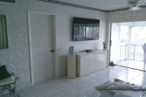 Condominio en venta en Hallandale Beach, Florida, 2 dormitorios, 97.55 m2 № 2260690 - foto 6