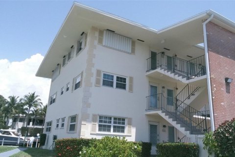 Condominio en venta en Hallandale Beach, Florida, 2 dormitorios, 97.55 m2 № 2260690 - foto 25