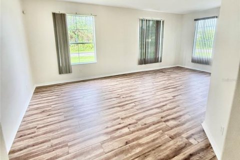 Casa en venta en Palm Coast, Florida, 5 dormitorios, 281.12 m2 № 1801665 - foto 12