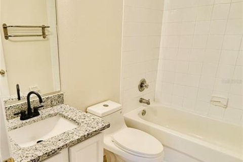 Casa en venta en Palm Coast, Florida, 5 dormitorios, 281.12 m2 № 1801665 - foto 13