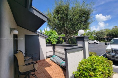 Villa ou maison à louer à Royal Palm Beach, Floride: 3 chambres, 120.59 m2 № 1970144 - photo 4