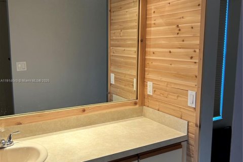 Villa ou maison à louer à Royal Palm Beach, Floride: 3 chambres, 120.59 m2 № 1970144 - photo 11