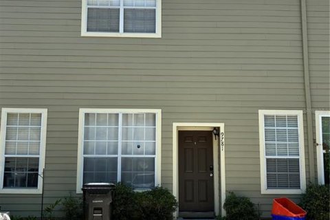 Townhouse in Gainesville, Florida 2 bedrooms, 130.06 sq.m. № 2204899