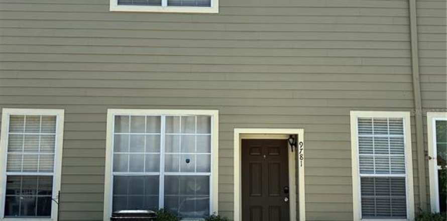 Adosado en Gainesville, Florida 2 dormitorios, 130.06 m2 № 2204899